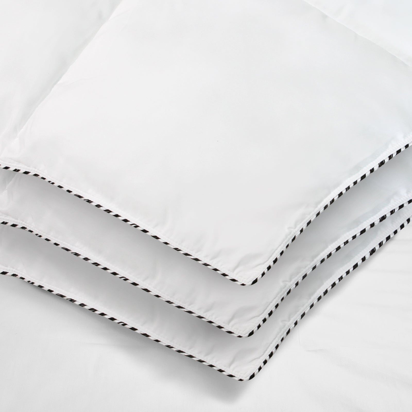 Royal Comfort Bamboo Blend Quilt 250GSM Luxury  Duvet 100% Cotton Cover - Single - White